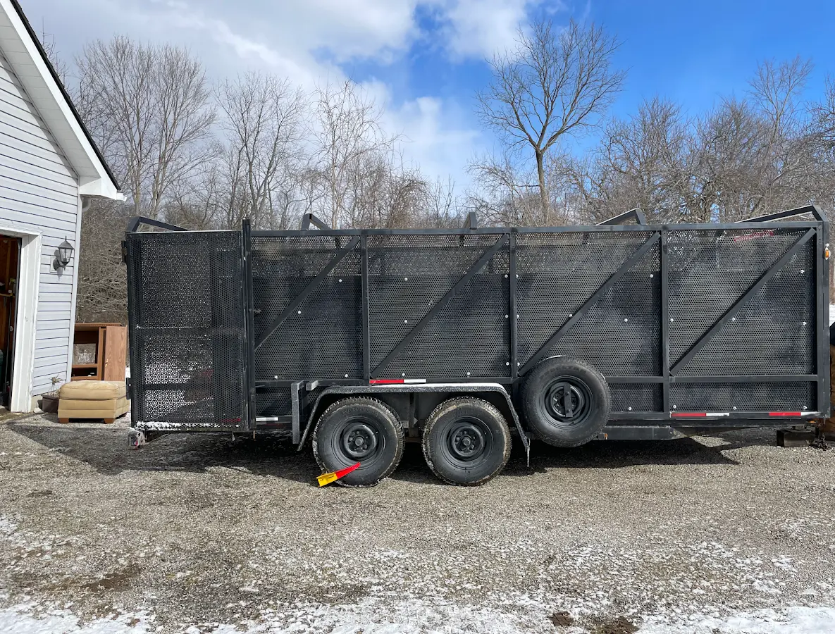 Roofing Dumpster Rental in Benton, IL